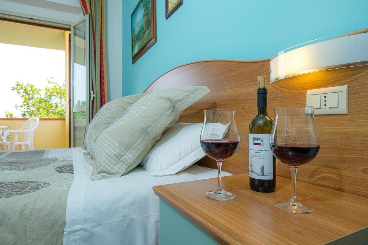 Agriturismo La Fata Grosseto Eksteriør billede