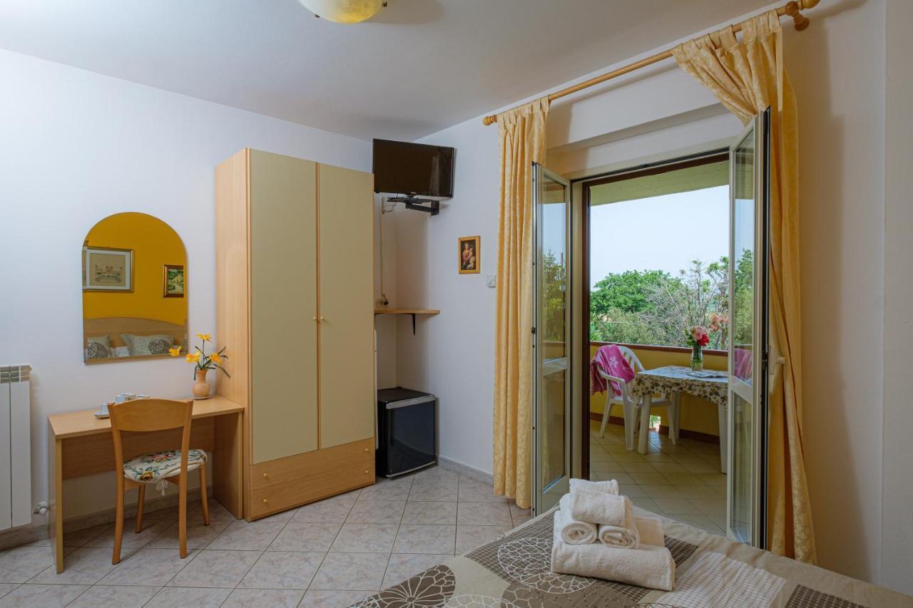 Agriturismo La Fata Grosseto Eksteriør billede